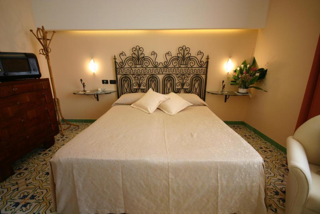 Sorrento Inn Guesthouse Екстериор снимка