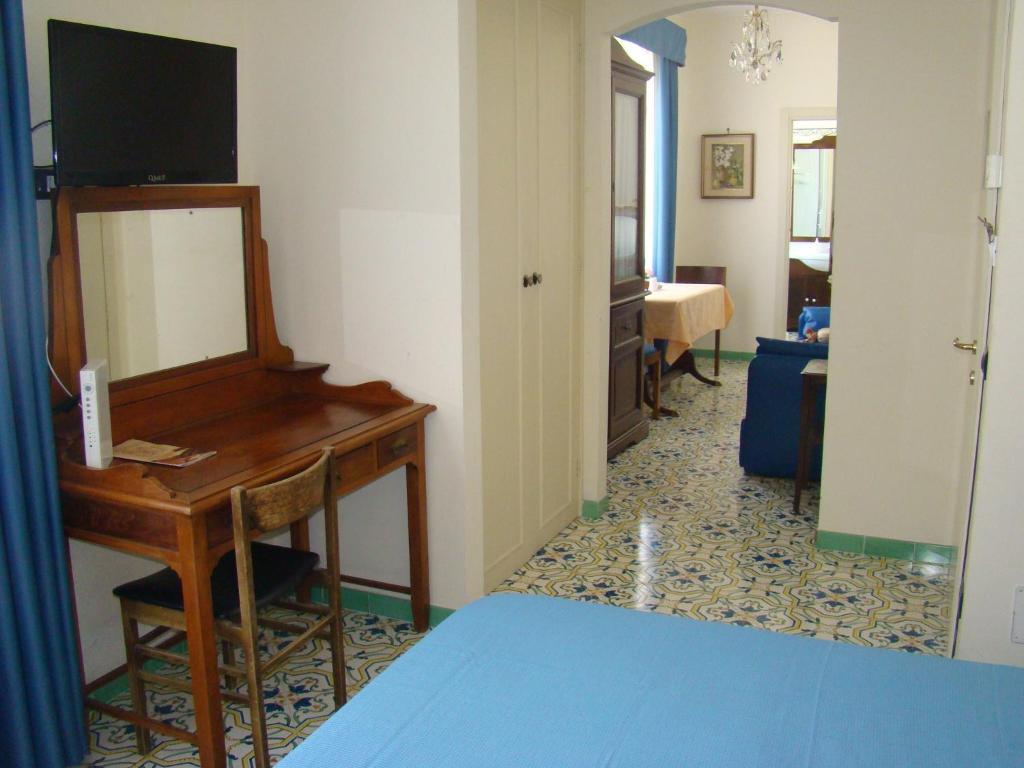 Sorrento Inn Guesthouse Стая снимка