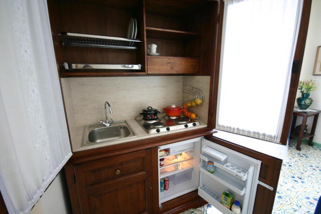 Sorrento Inn Guesthouse Стая снимка