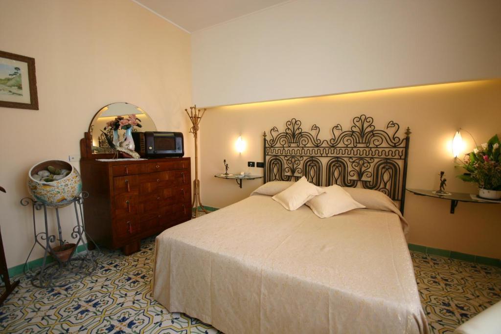 Sorrento Inn Guesthouse Стая снимка