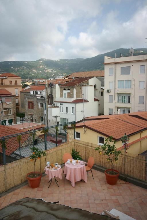 Sorrento Inn Guesthouse Екстериор снимка