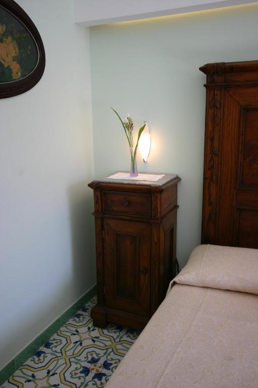 Sorrento Inn Guesthouse Екстериор снимка