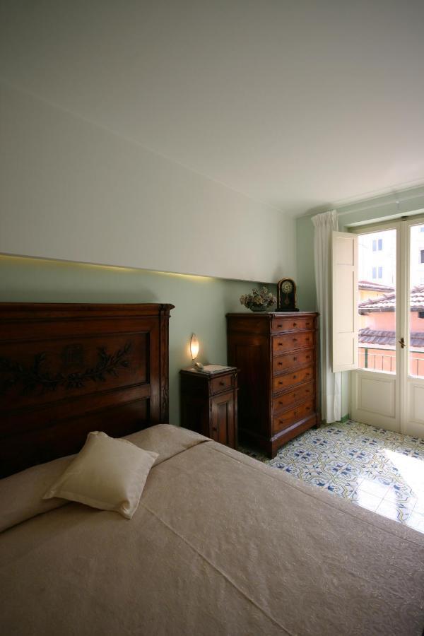 Sorrento Inn Guesthouse Екстериор снимка